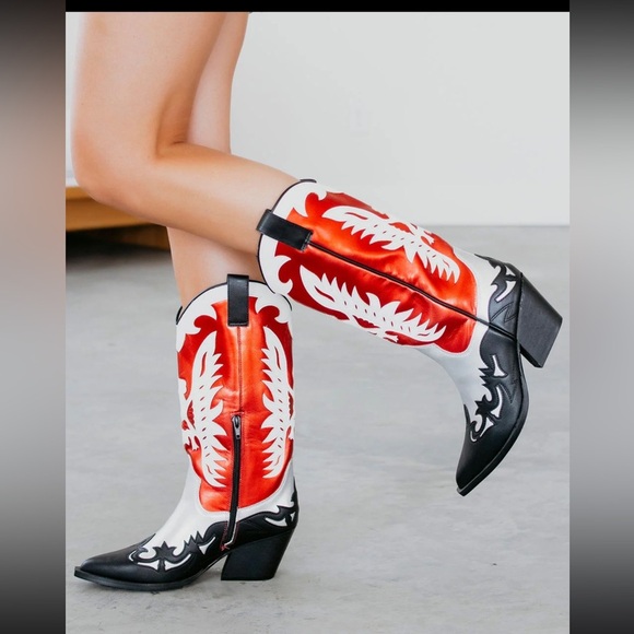Mi.iM Western Midi Boots Size 10 Pointed Toe Red Silver Black Block Heel NEW - Picture 1 of 8